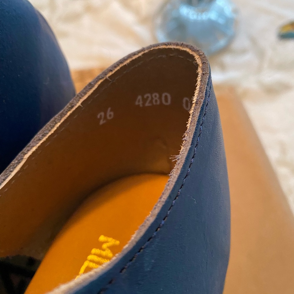 Women’s Embroidered Blue Leather Sandal Clog - Picture 4 of 7